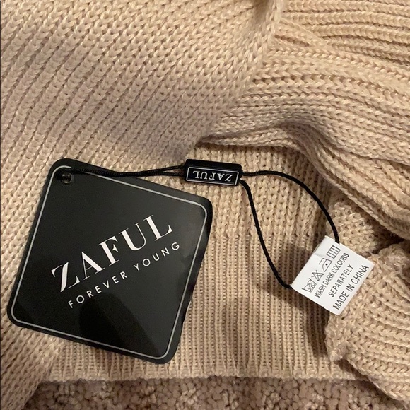 Stylish nude twist sweater - Picture 5 of 5